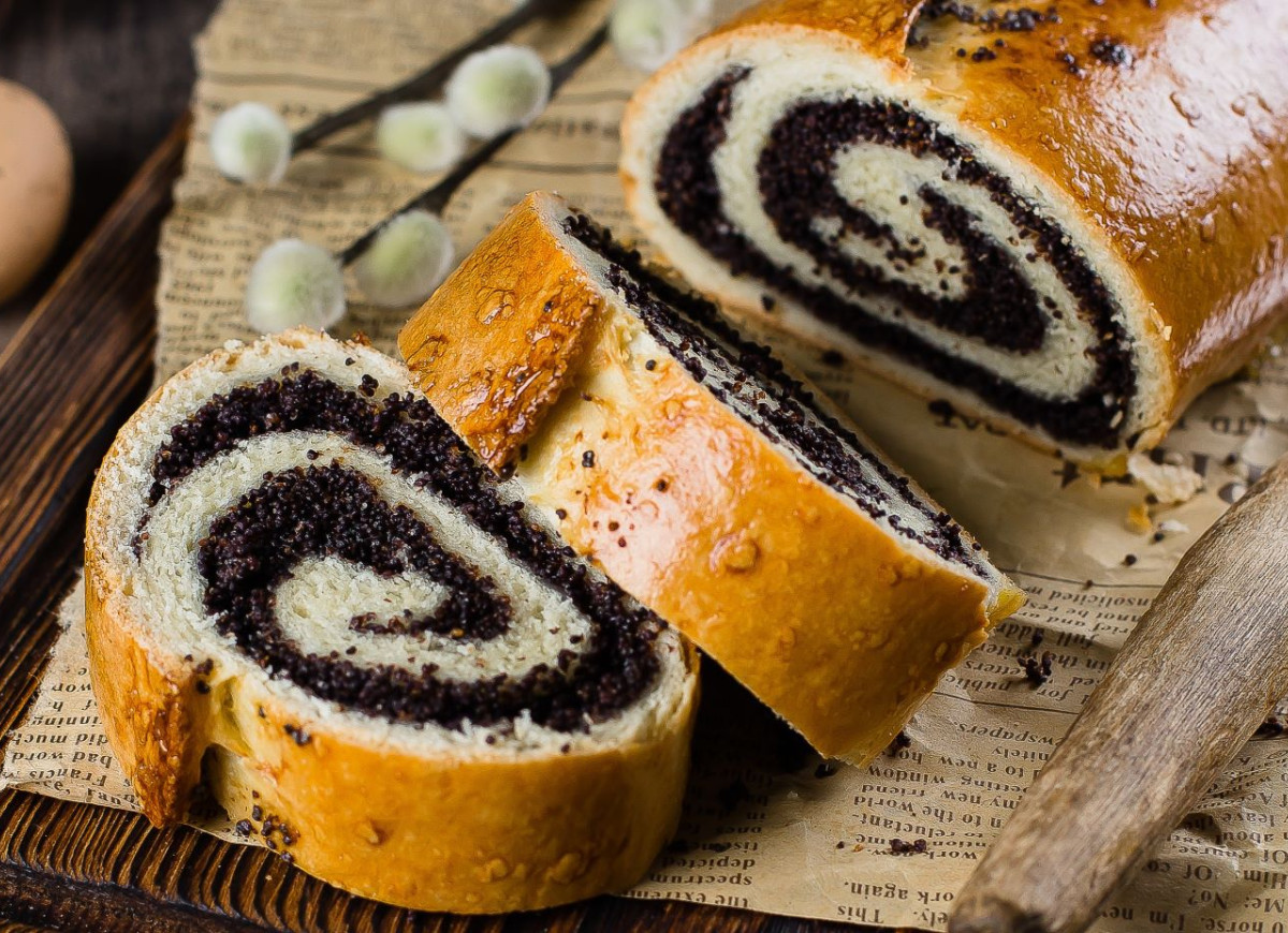 dlaczego w makowcu robią się dziury