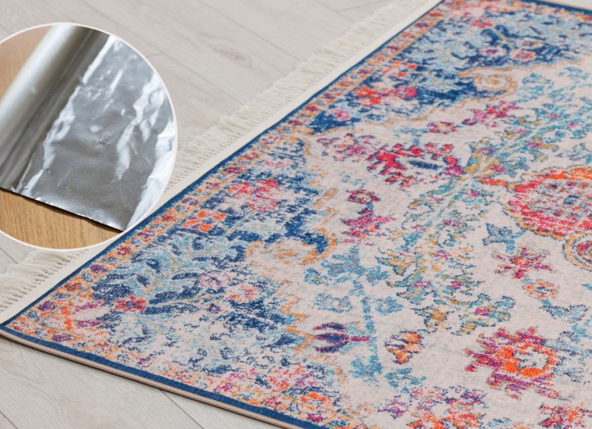 folia aluminiowa pod dywan