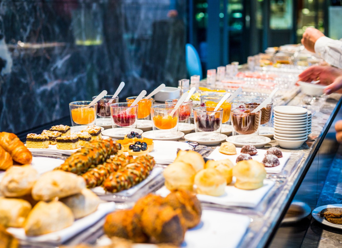 marnowanie żywności w hotelach