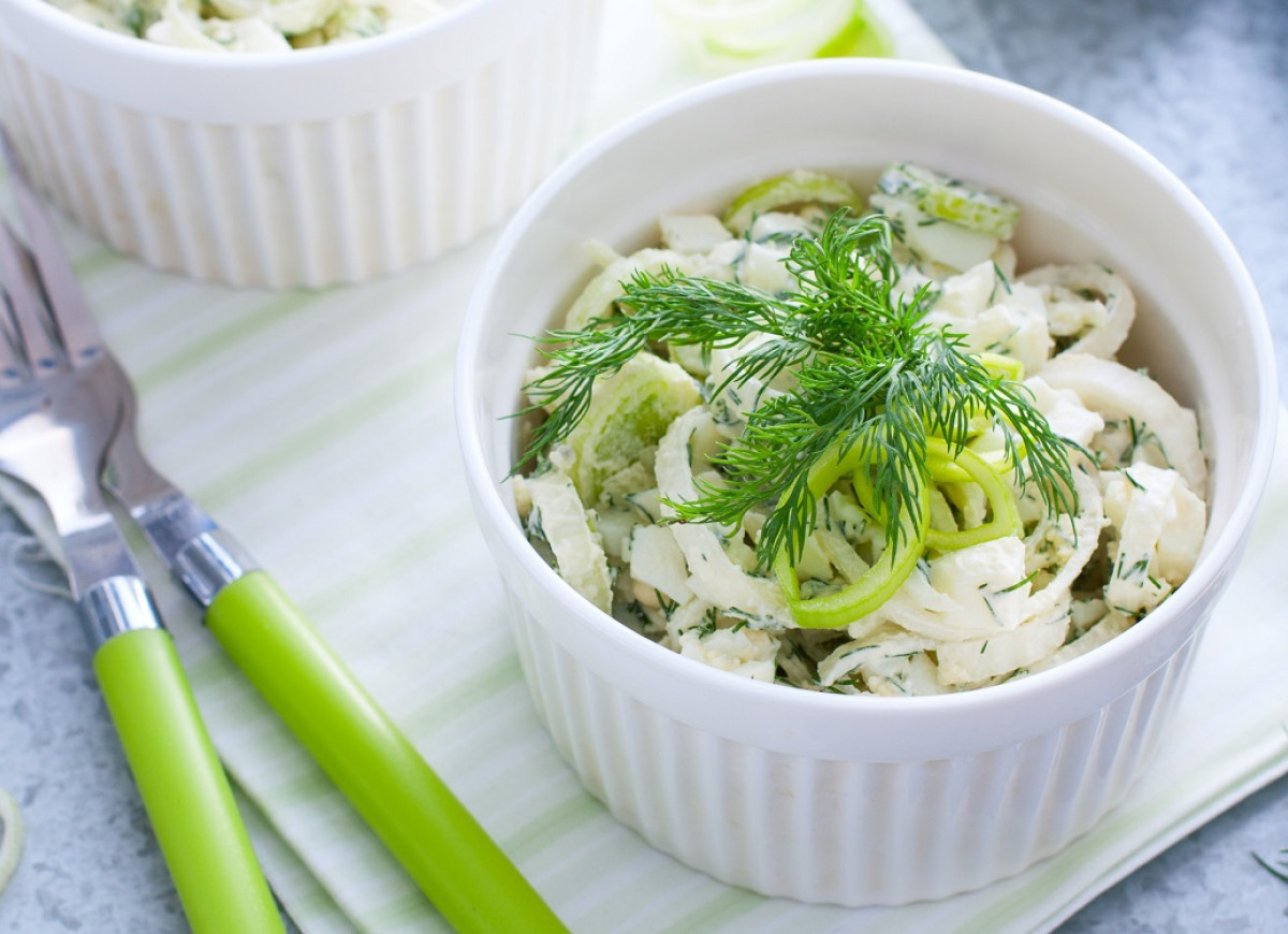 surówka z kapusty pekińskiej i pora