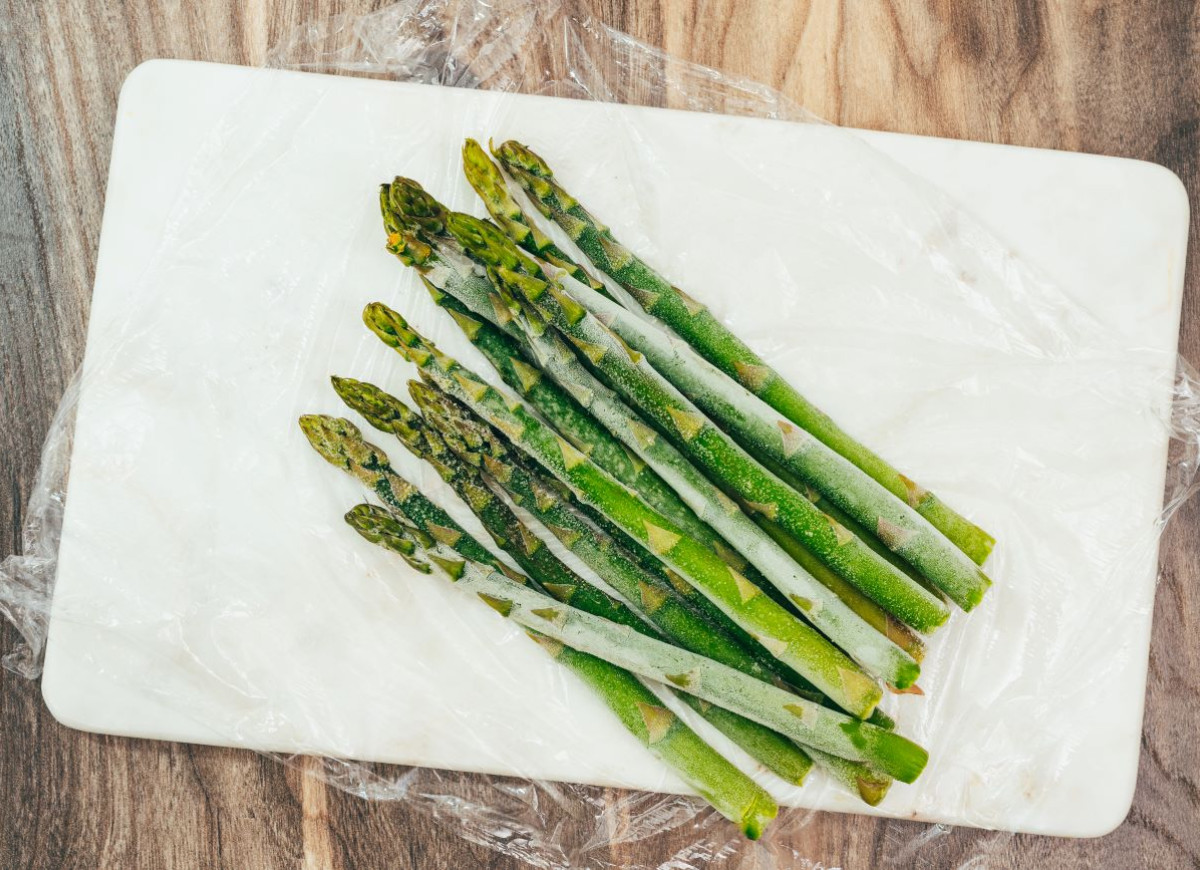 czy szparagi można mrozić