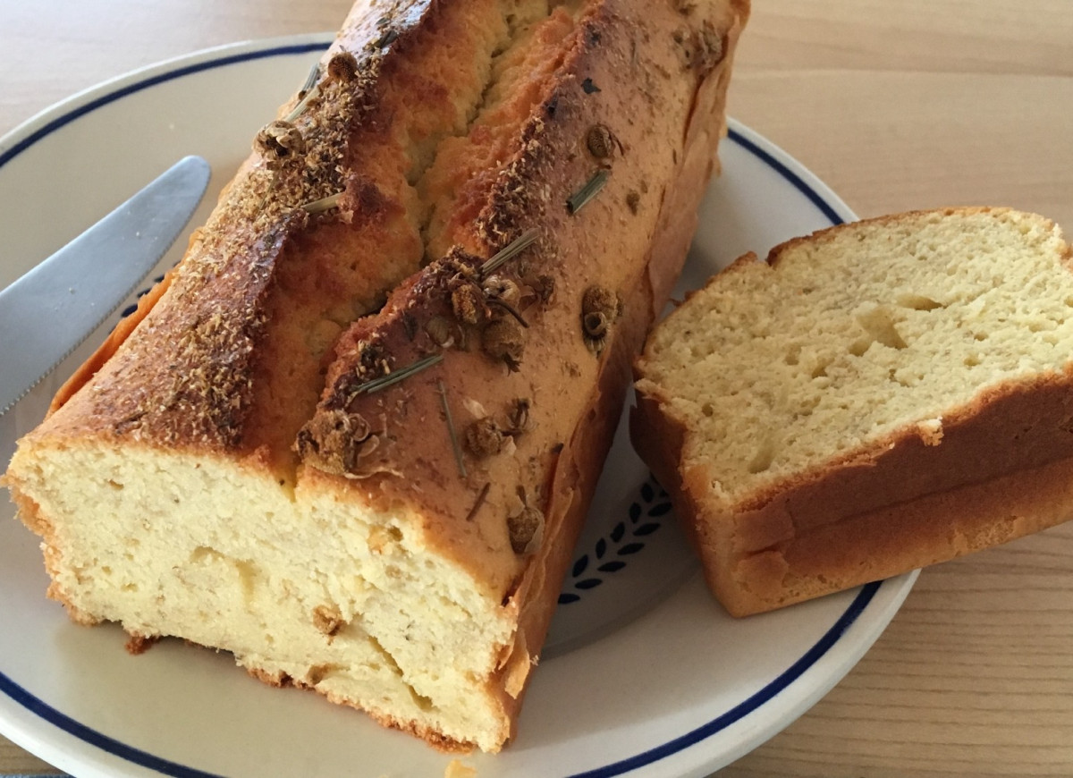 babka na maśle orzechowym