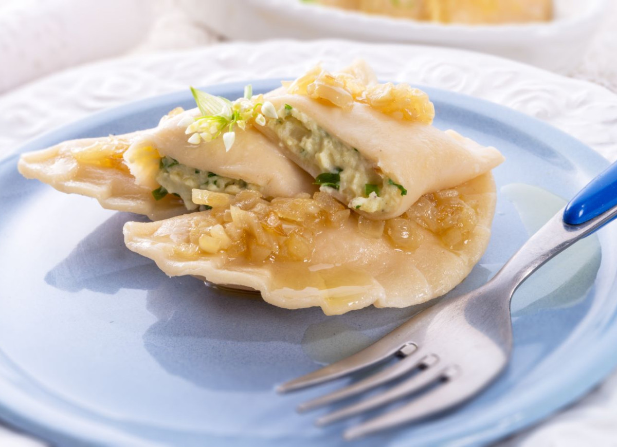 pierogi z czosnkiem niedźwiedzim