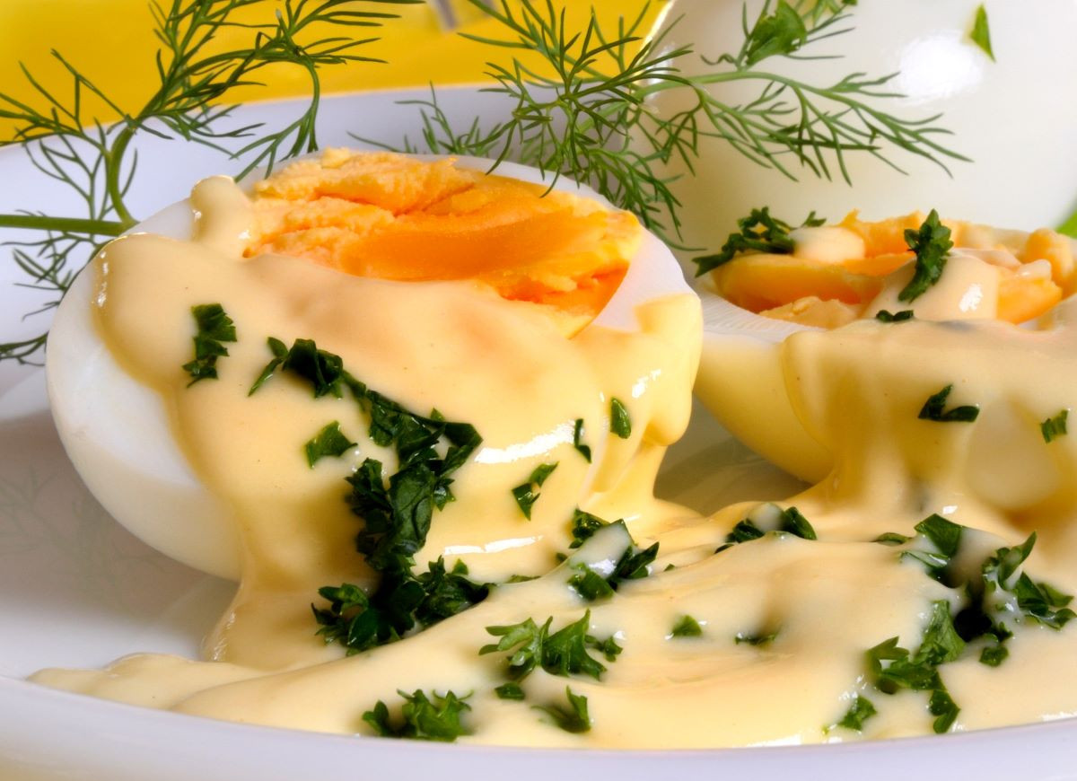 wielkanocne sosy do mięs i jajek