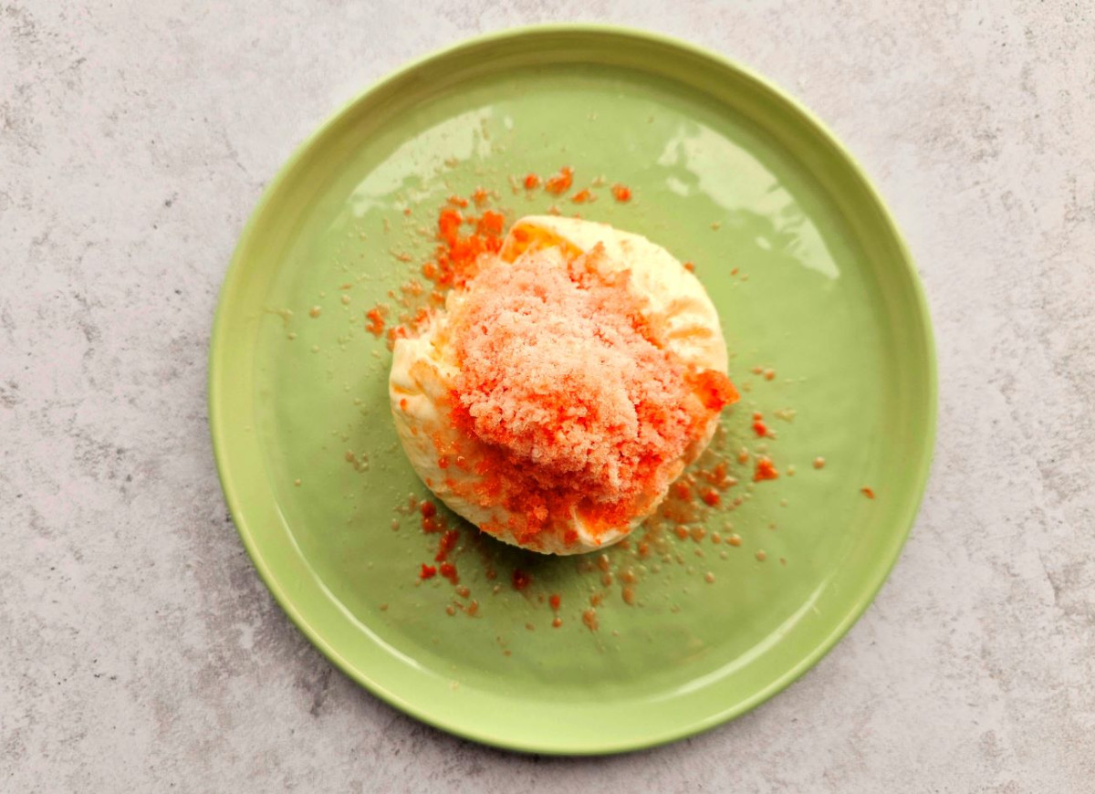 burrata z mrożonym pomidorem