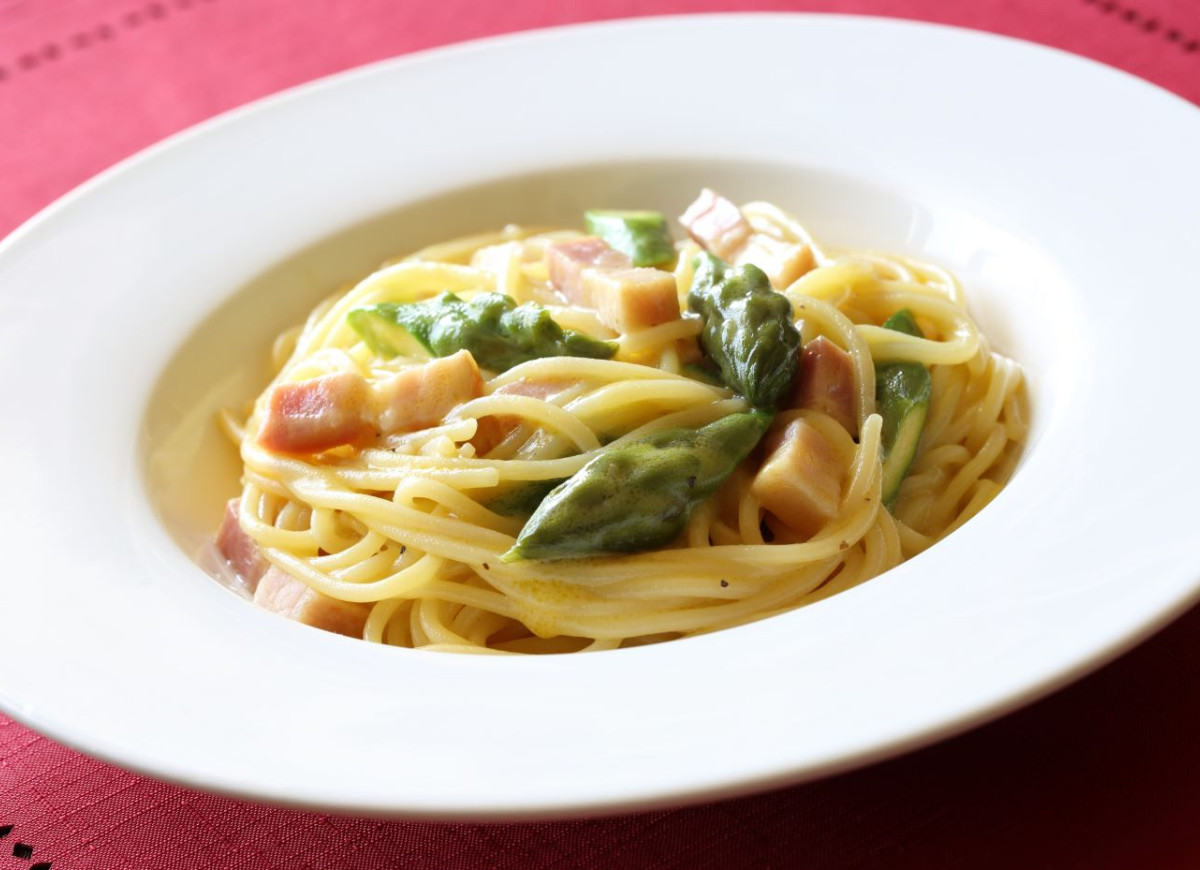 carbonara ze szparagami