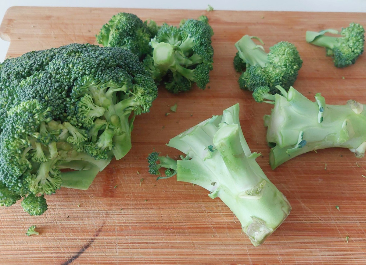 co zrobić z łodygami brokuła?