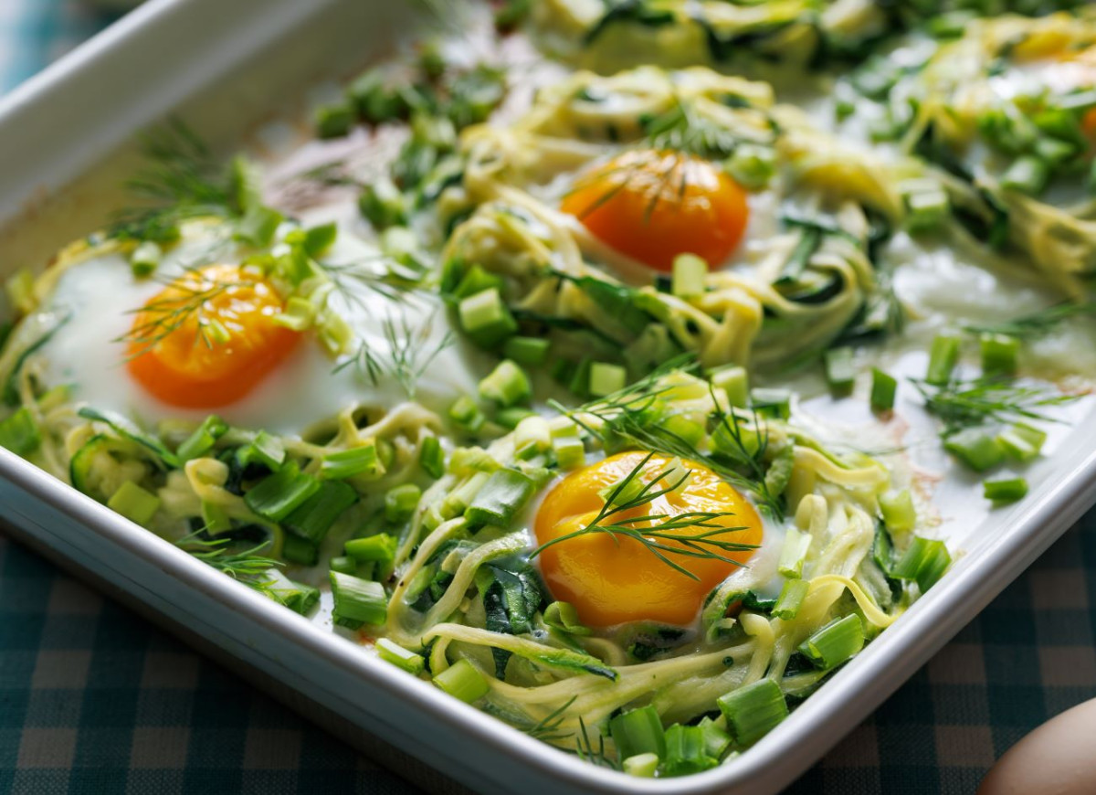 gniazdka z cukinii z jajkami