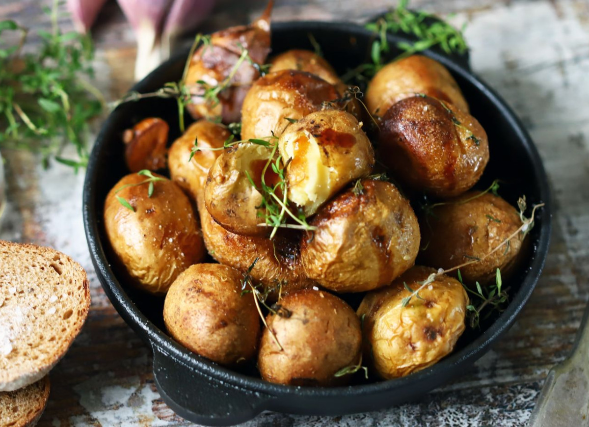 ziemniaki duszone w winie