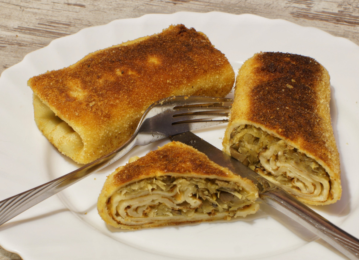 krokiety z młodą kapustą