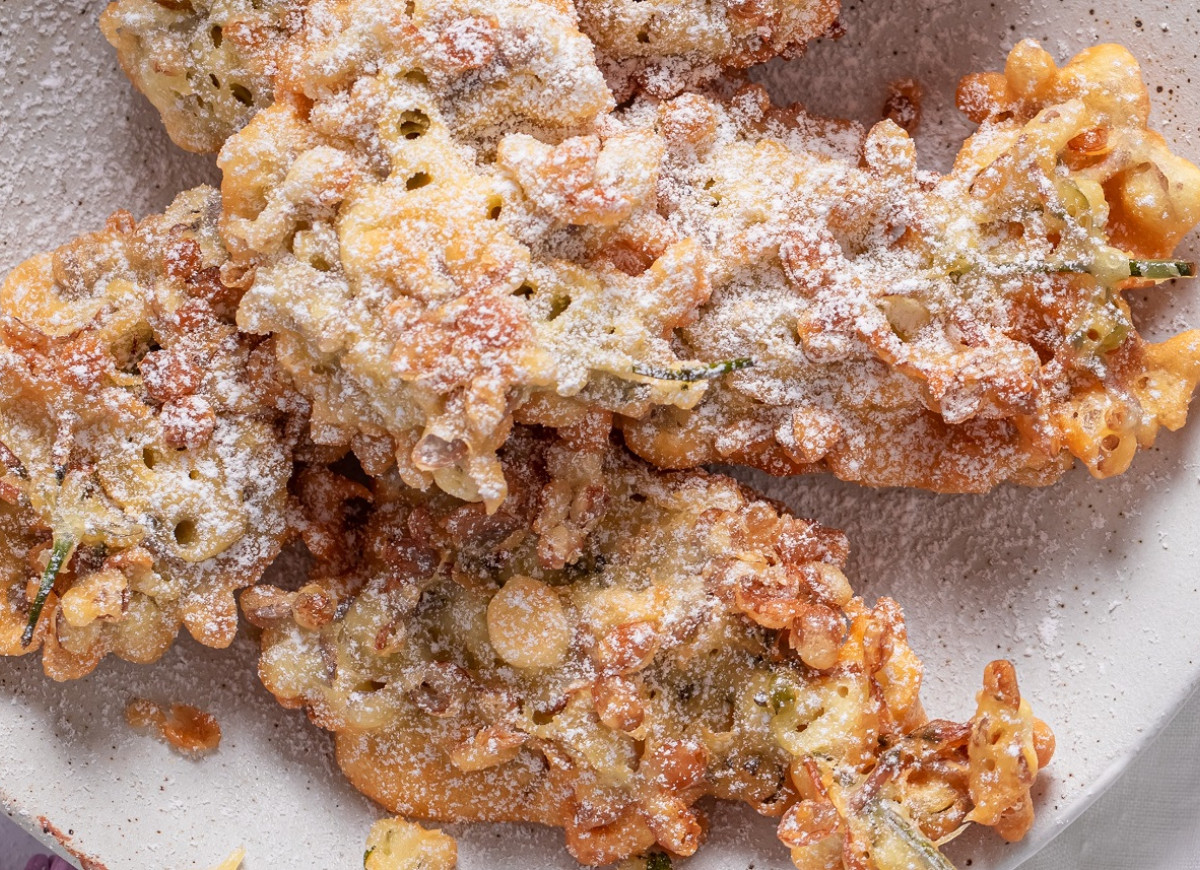 racuchy z kwiatami czarnego bzu