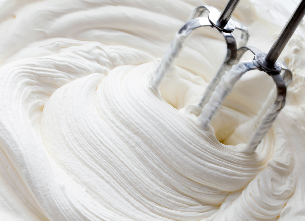 Bita śmietana z mąką ziemniaczaną