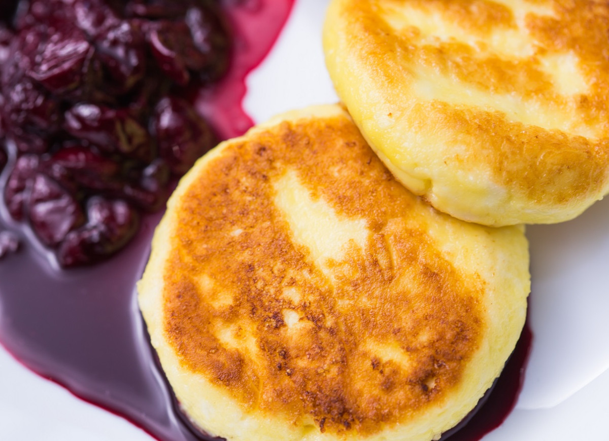 placuszki twarogowe z czereśniami