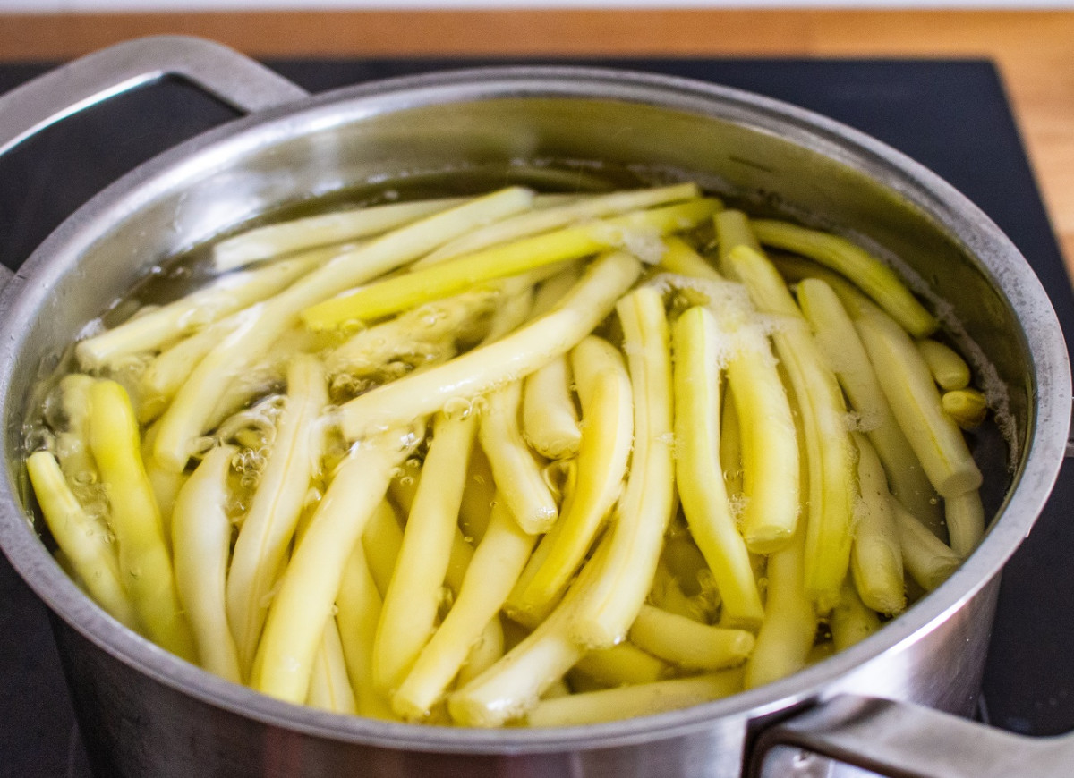 gotowanie żółtej fasolki szparagowej