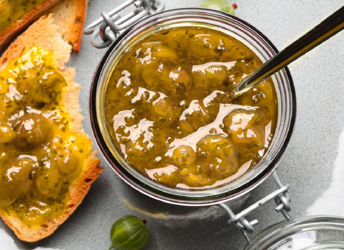 ekspresowy dżem agrestowy