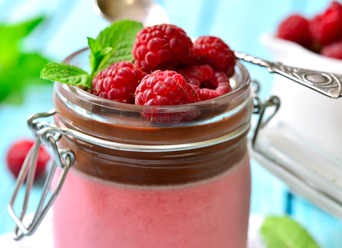 deser malinowo-czekoladowy