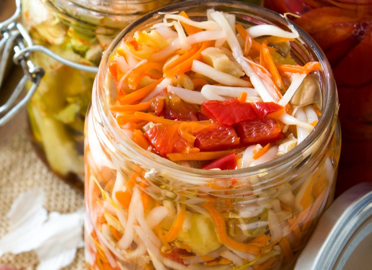 sałatka na zimę z kapusty