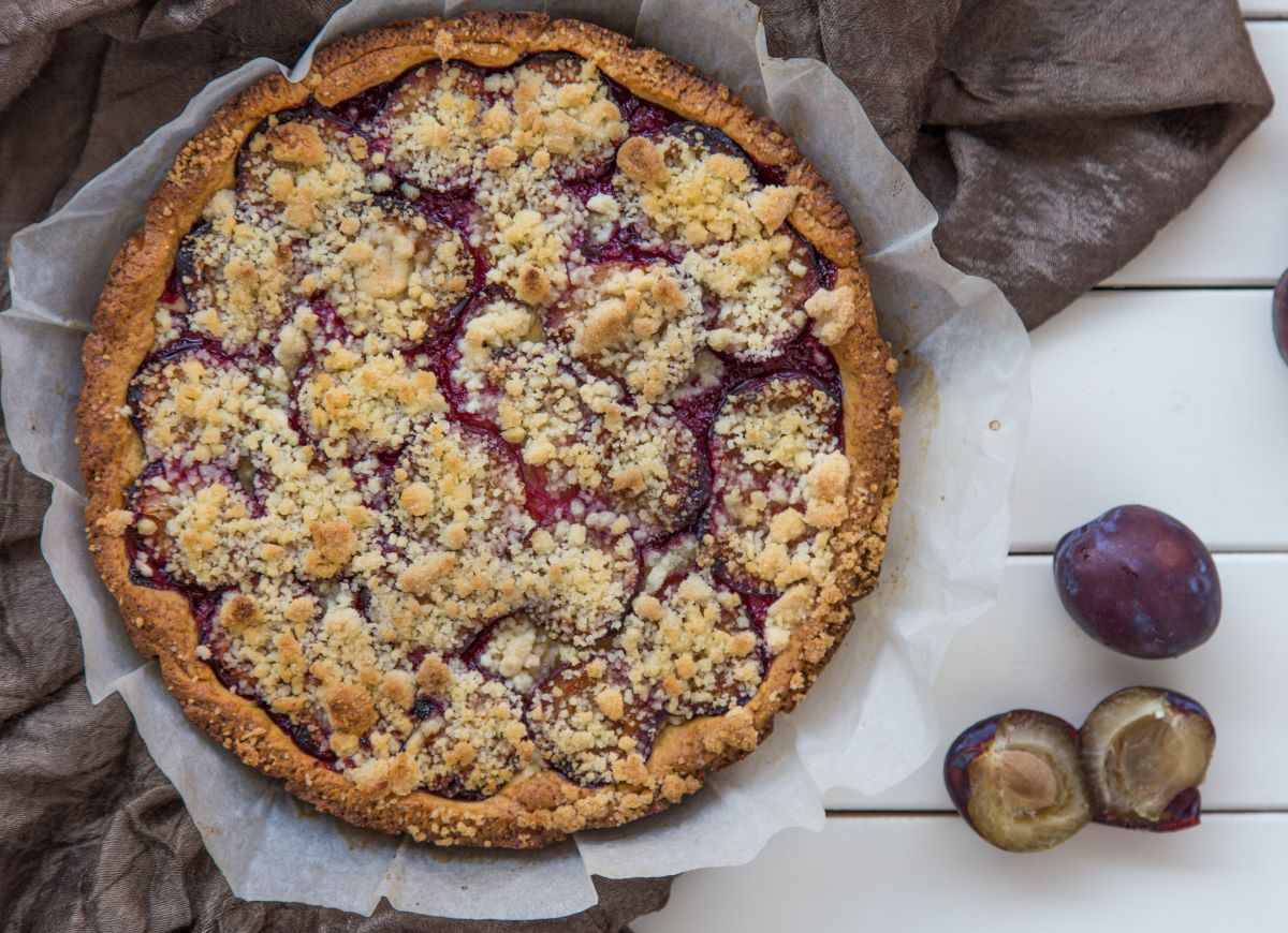 ciasto ze śliwkami i kruszonką