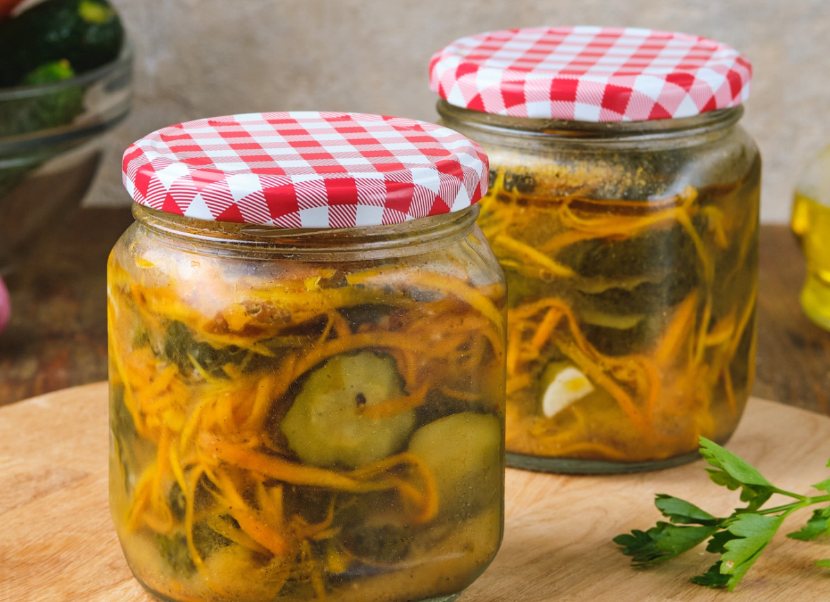 Sałatka ogórkowa bez octu