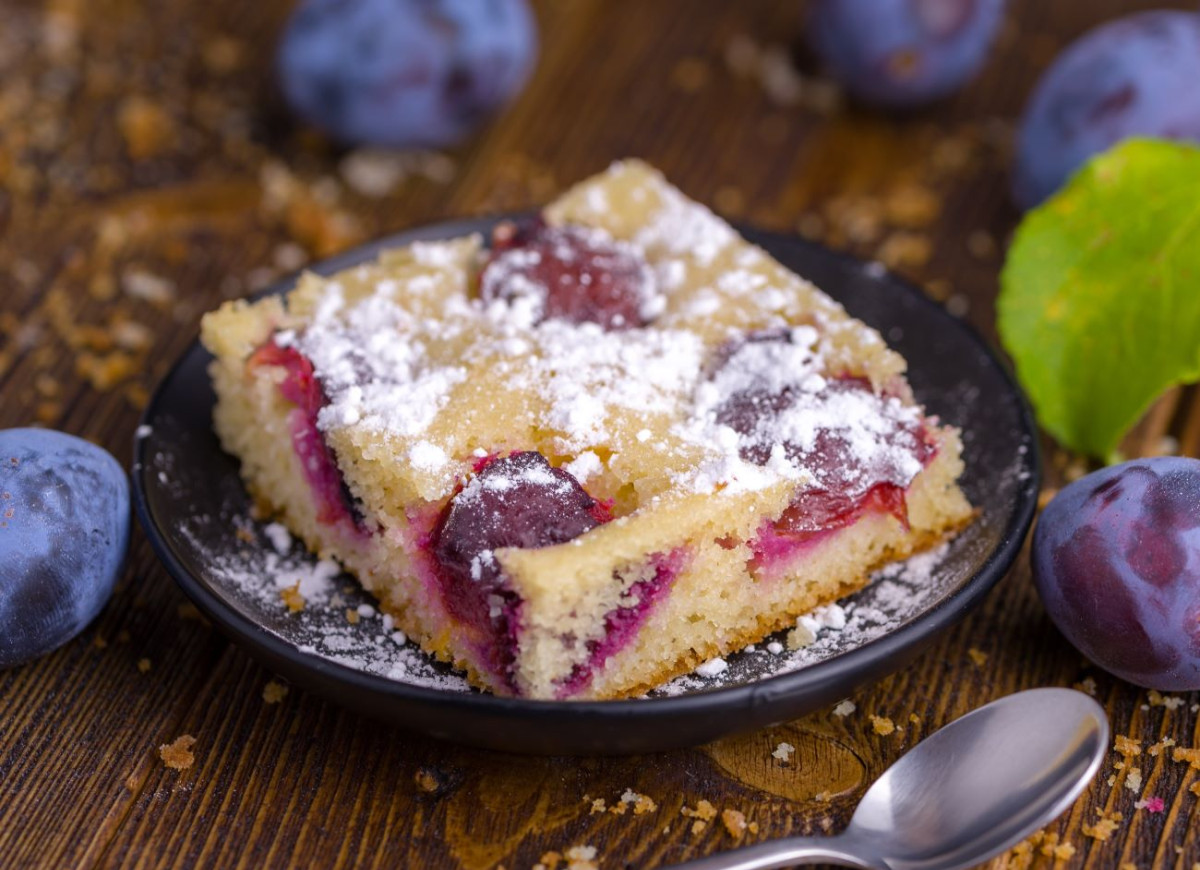 placek ze śliwkami i serem