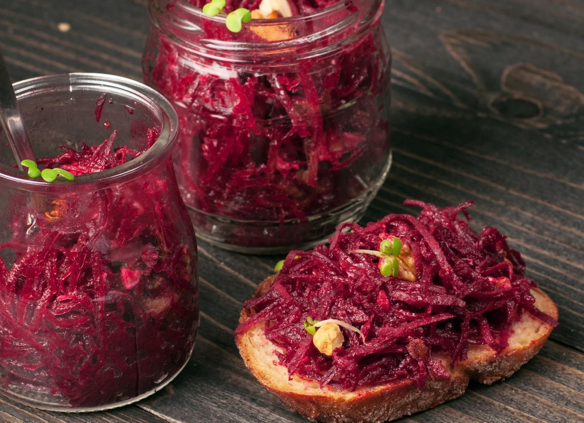 sałatka z buraczków i ogórków (do słoików)