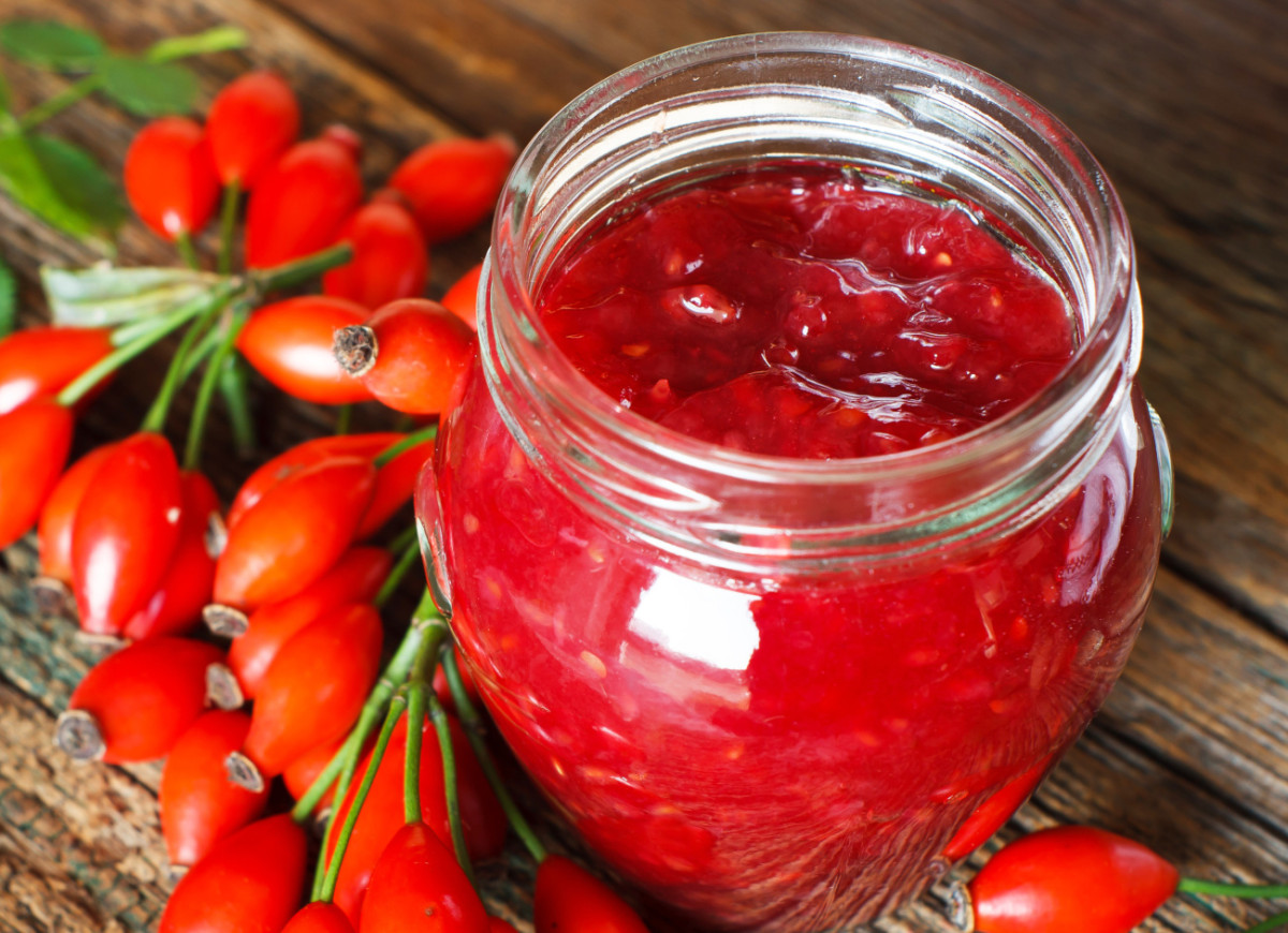 Konfitura z dzikiej róży