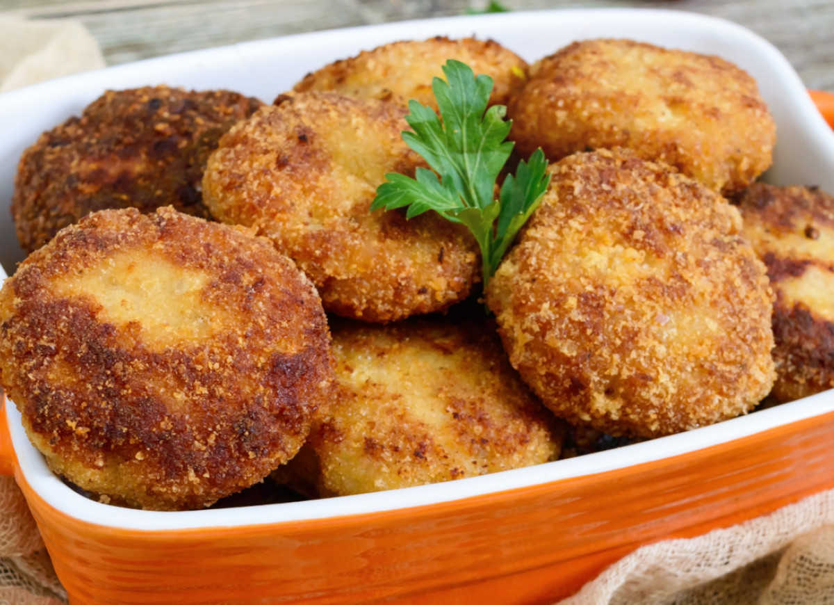 kotlety mielone w panierce z wiórków kokosowych