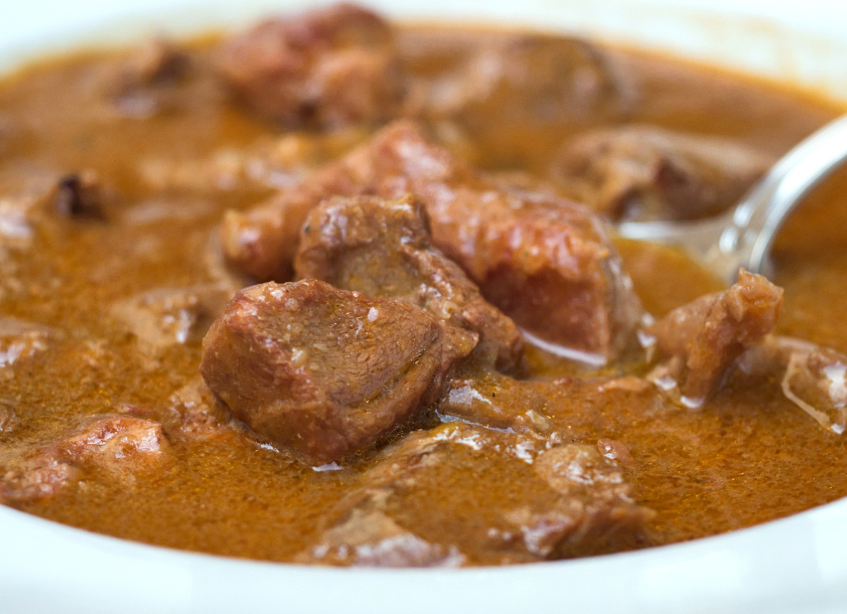 jak zagęścić gulasz