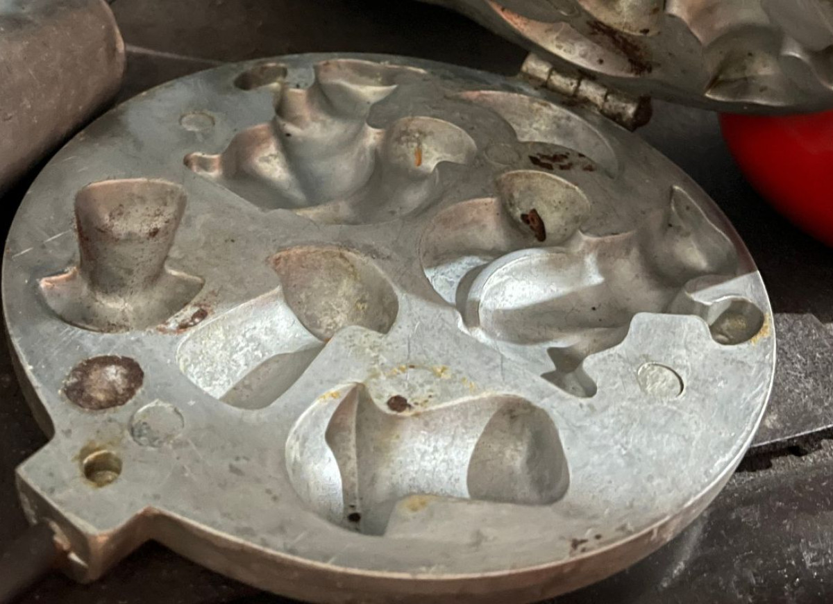 forma do wypieku grzybków - ciasteczek z PRL