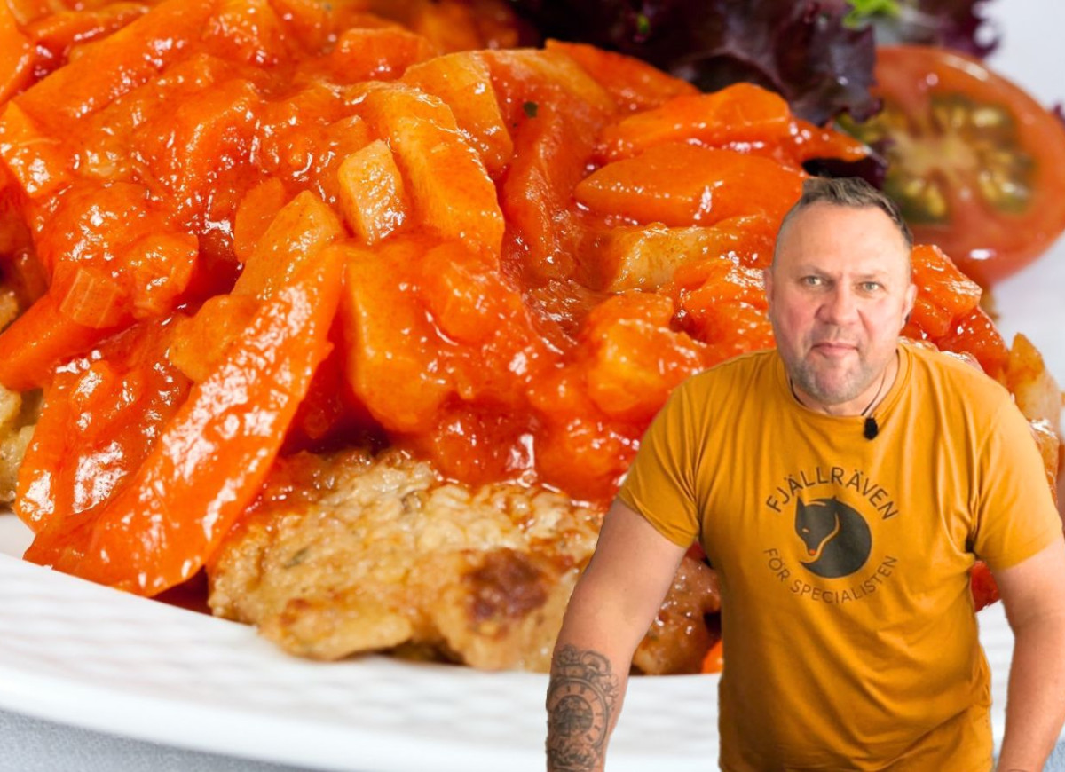 karp w sosie pomidorowym