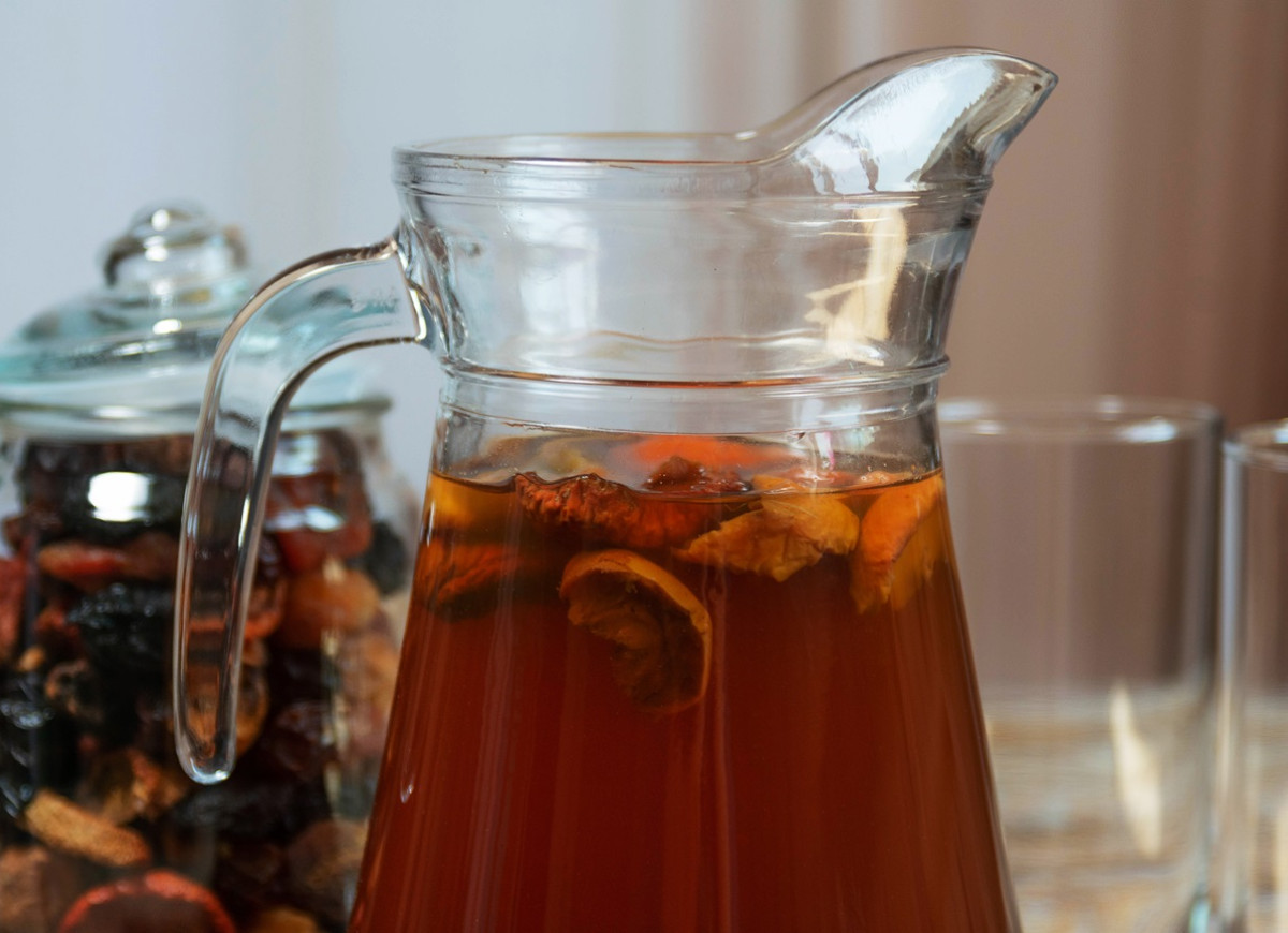 gorzki kompot z suszu