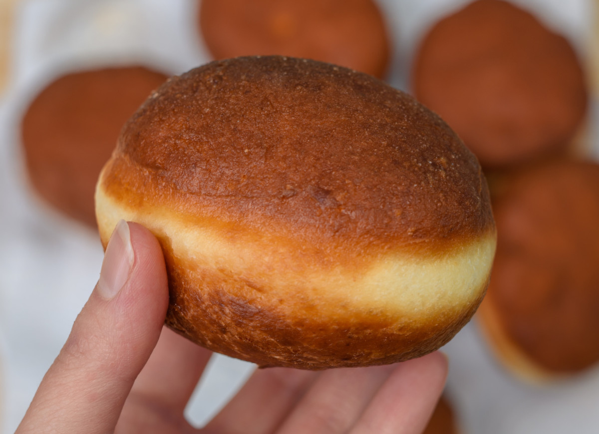 Pączki na całych jajkach