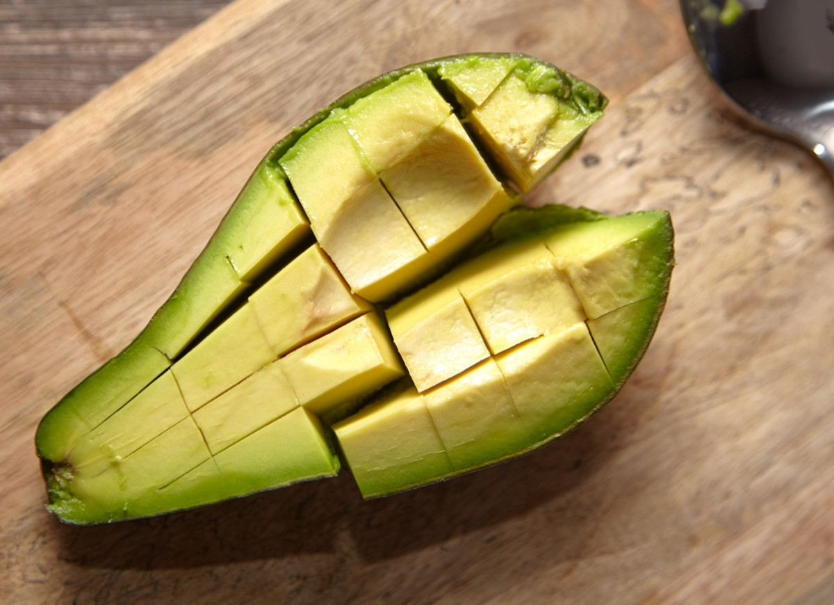 sposób na twarde awokado