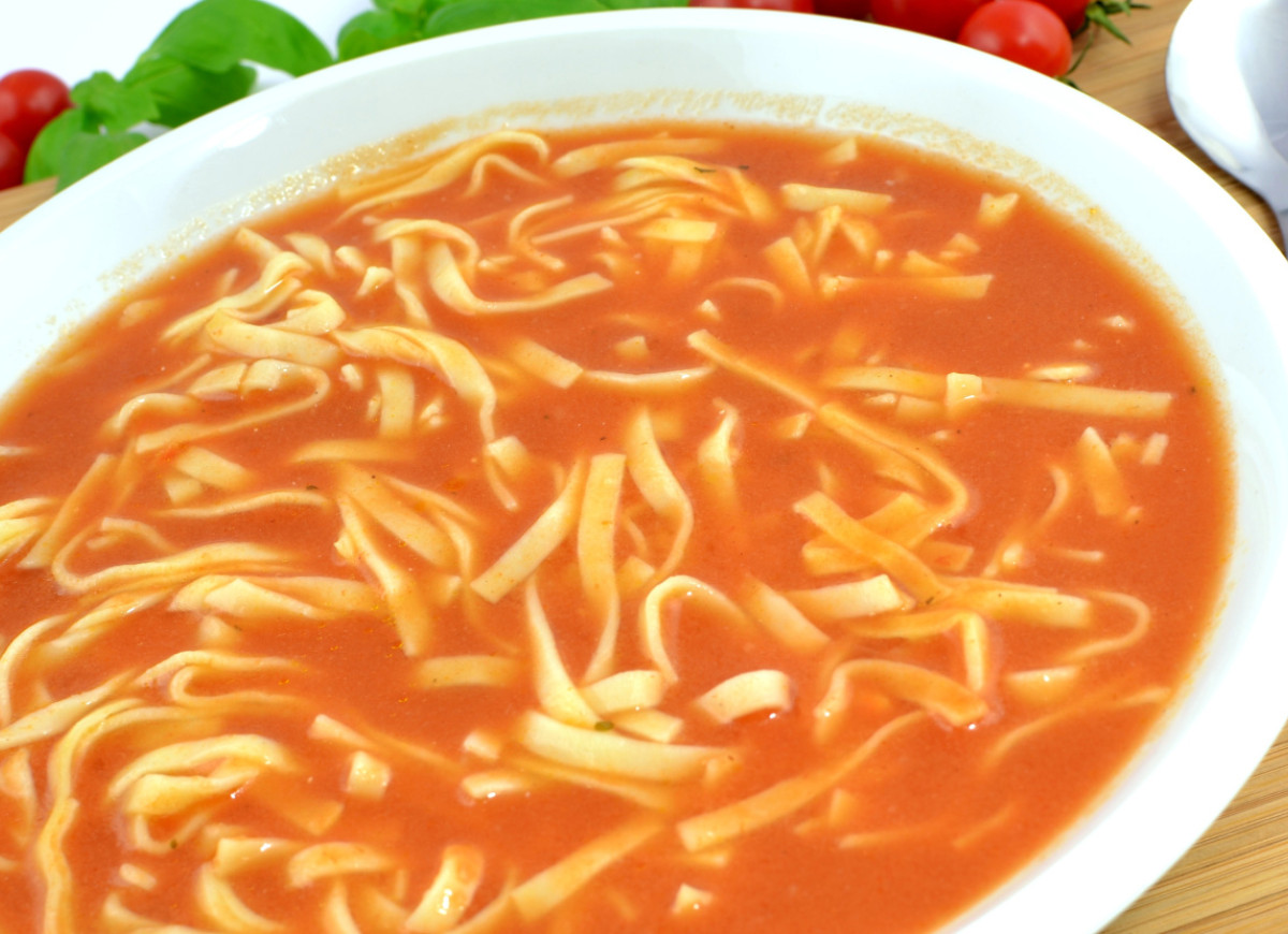 zupa pomidorowa z kluskami