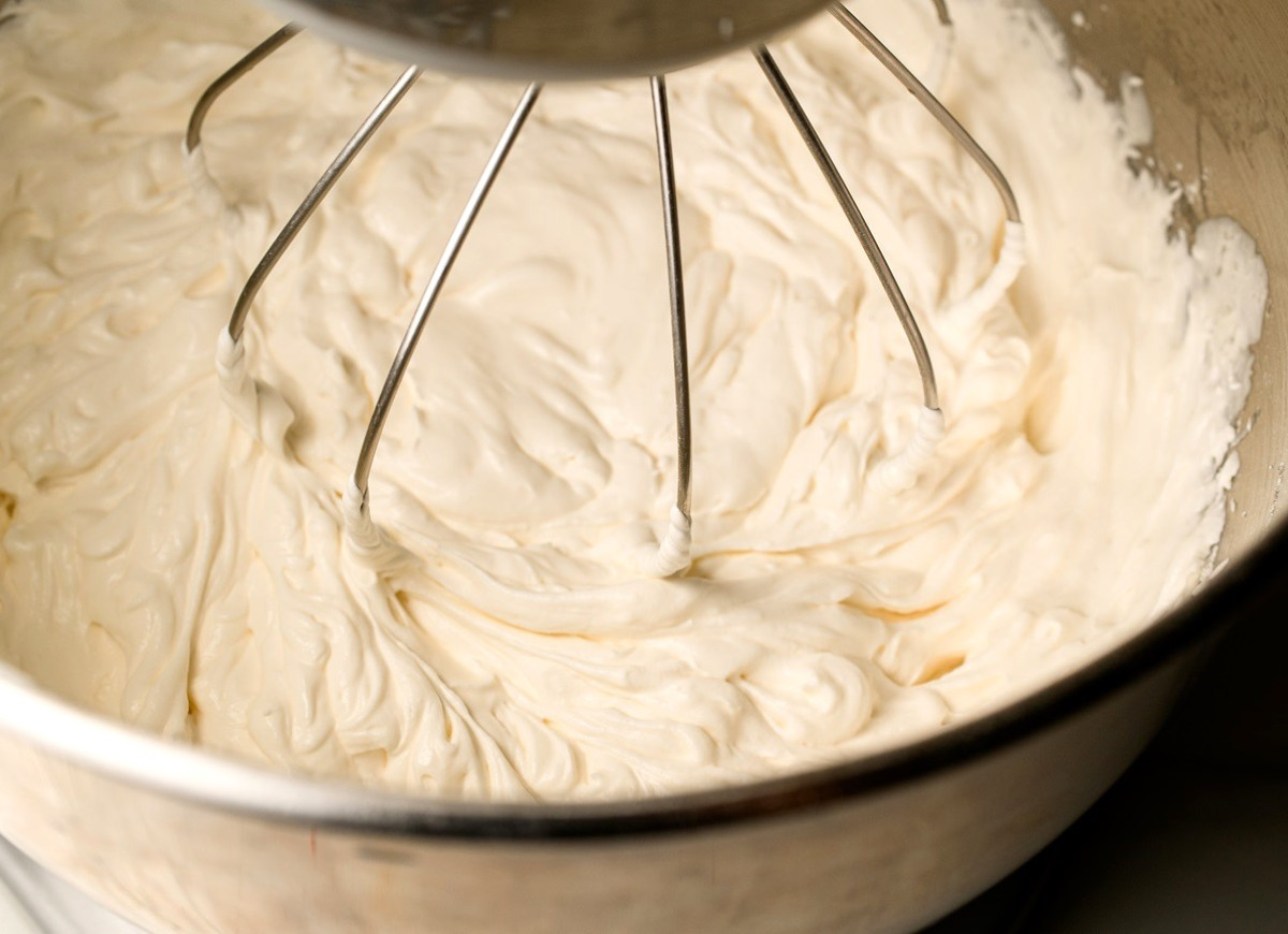 bita śmietana do pączków