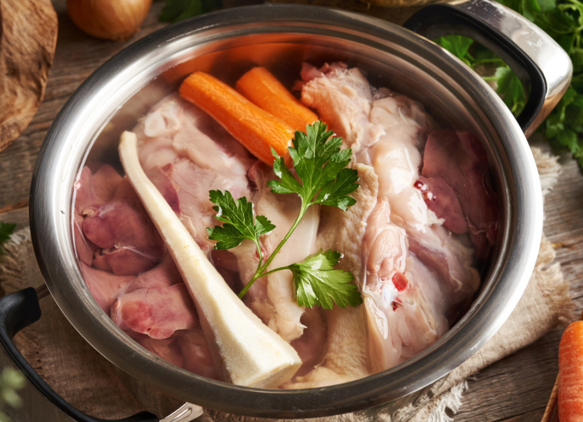 Błąd: gotowanie rosołu pod przykrywką