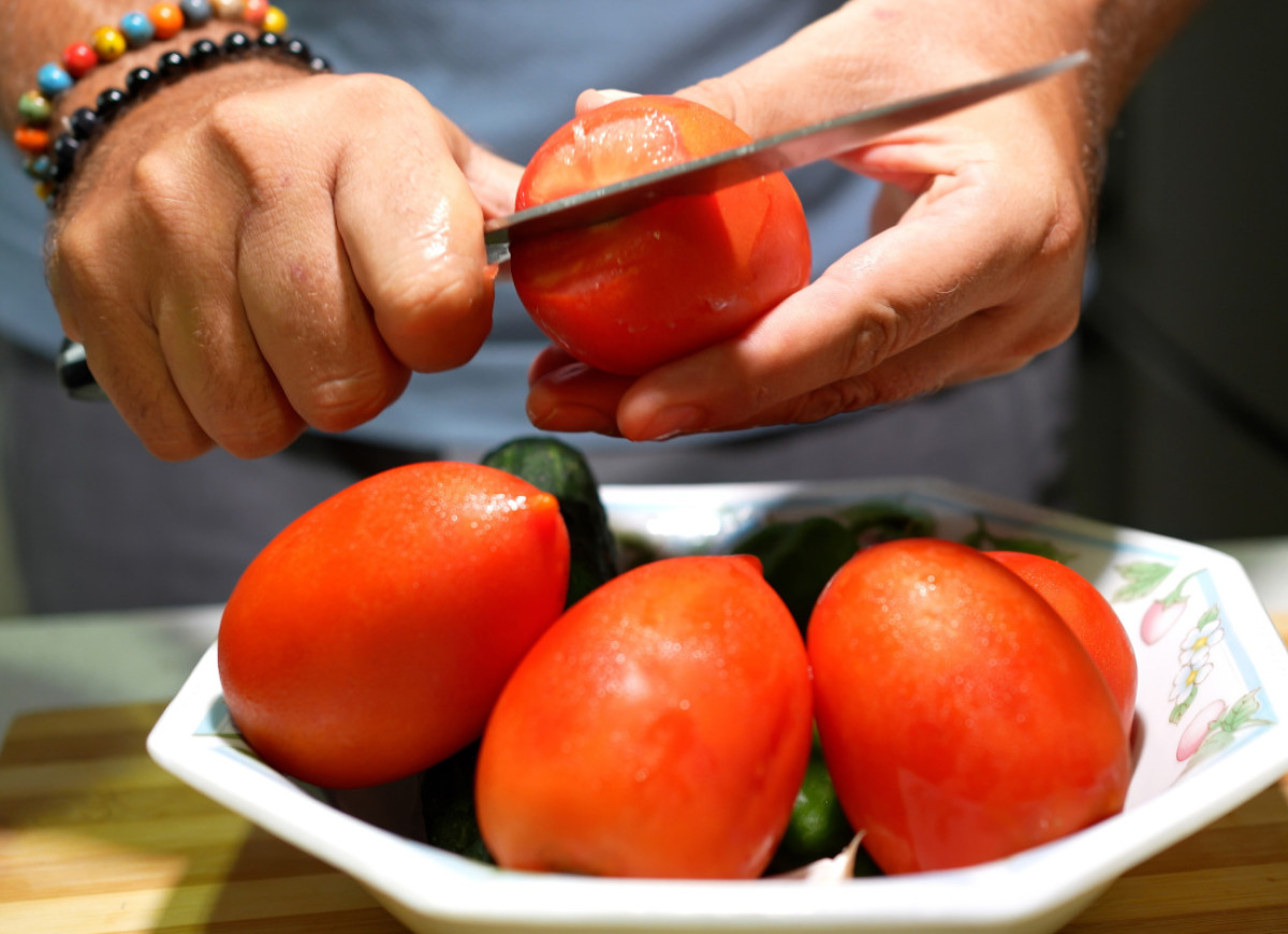 technika concasse do krojenia pomidorów