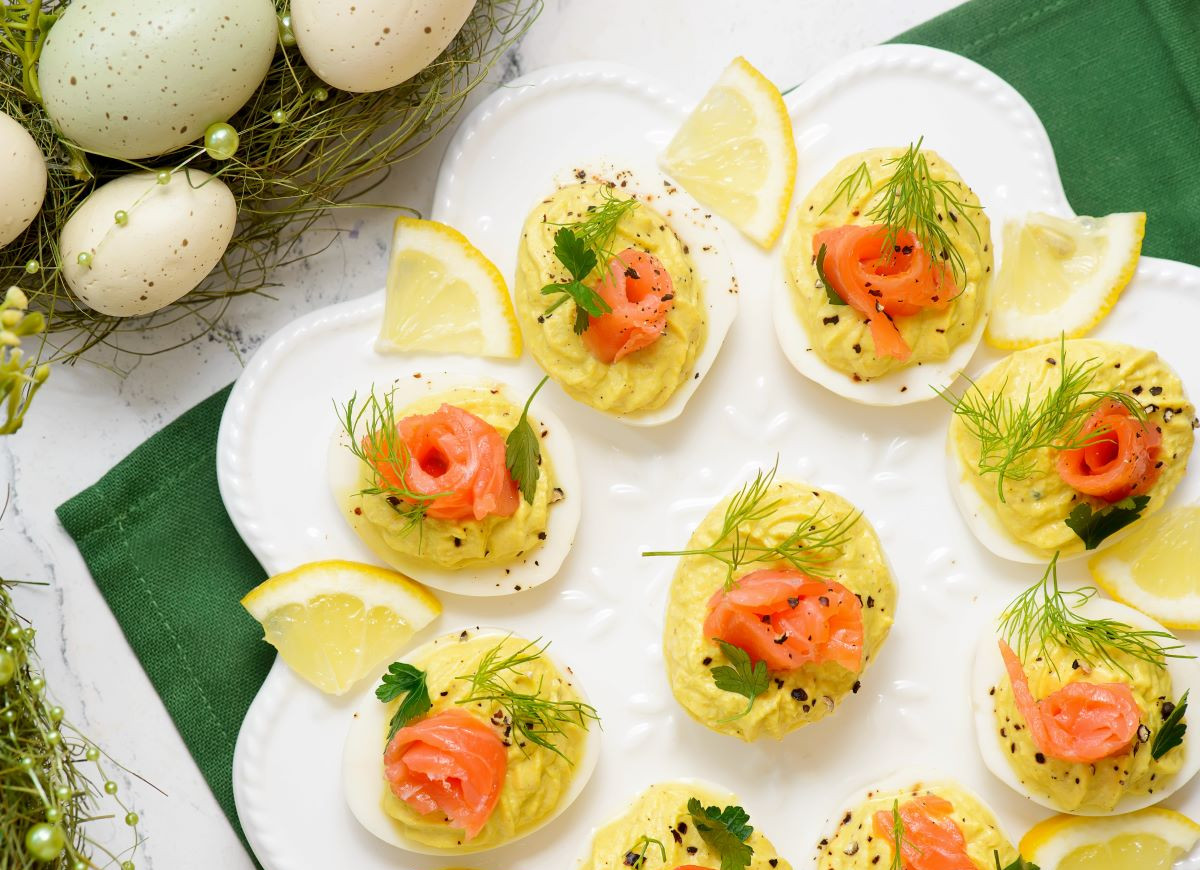 jajka faszerowane pastą z awokado