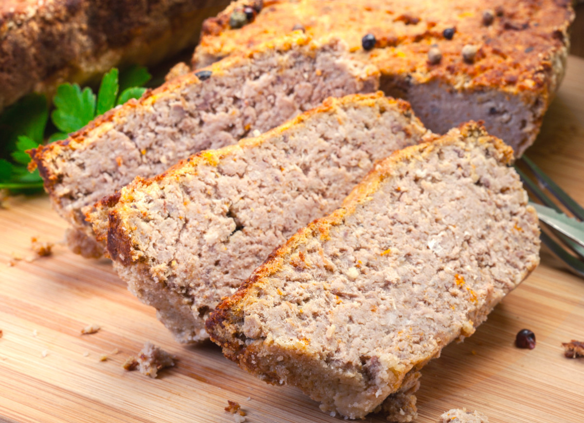 Pasztet z ubitymi białkami