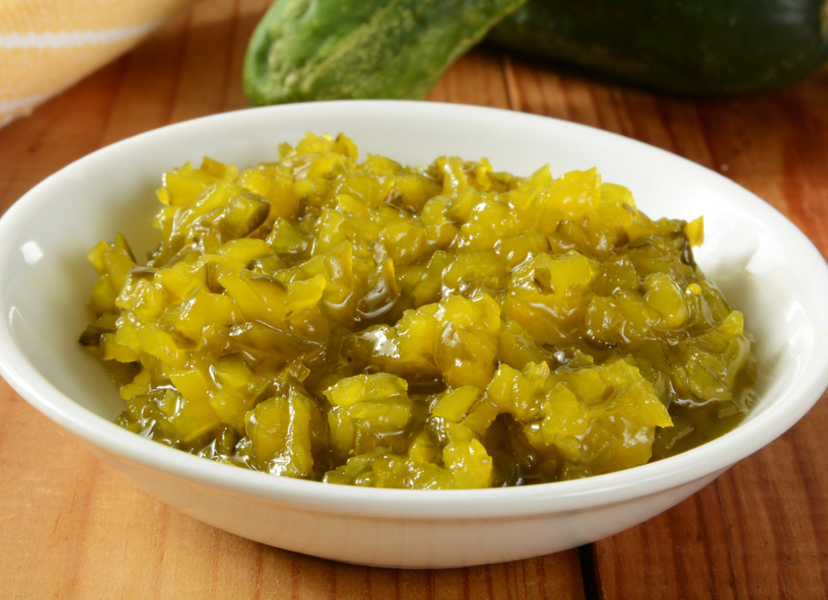 surówka z kiszonych ogórków