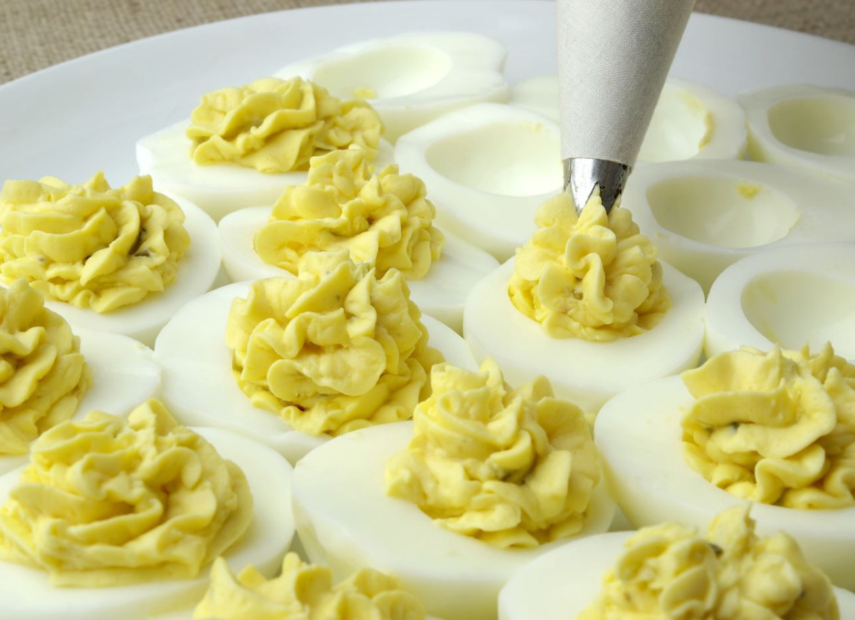 jajka faszerowane z bitą śmietaną