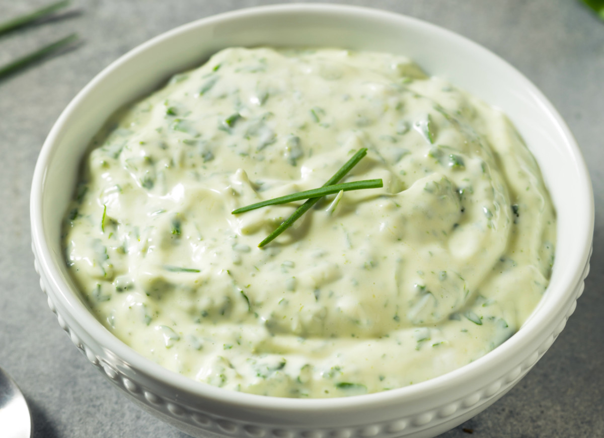 Sos chrzanowy z jajkami