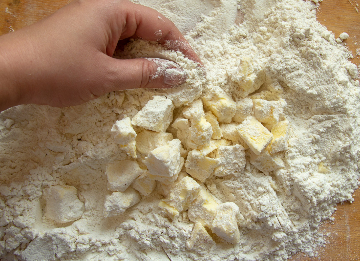 kruche ciasto metodą piaskową