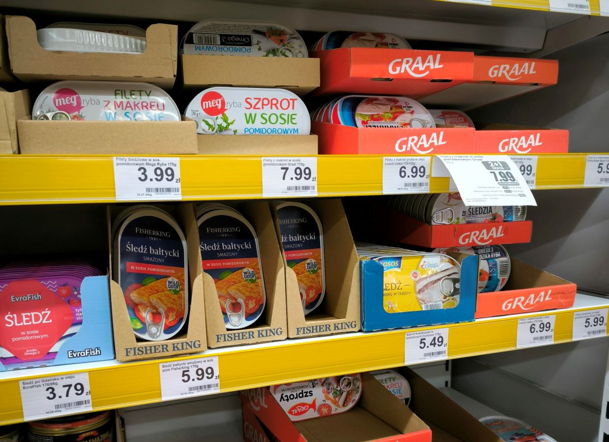 rybna półka w Dino