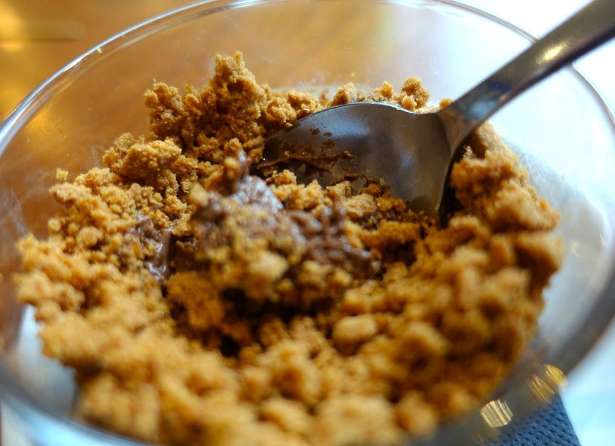 szybka owsianka budyniowa z kremem ciasteczkowym