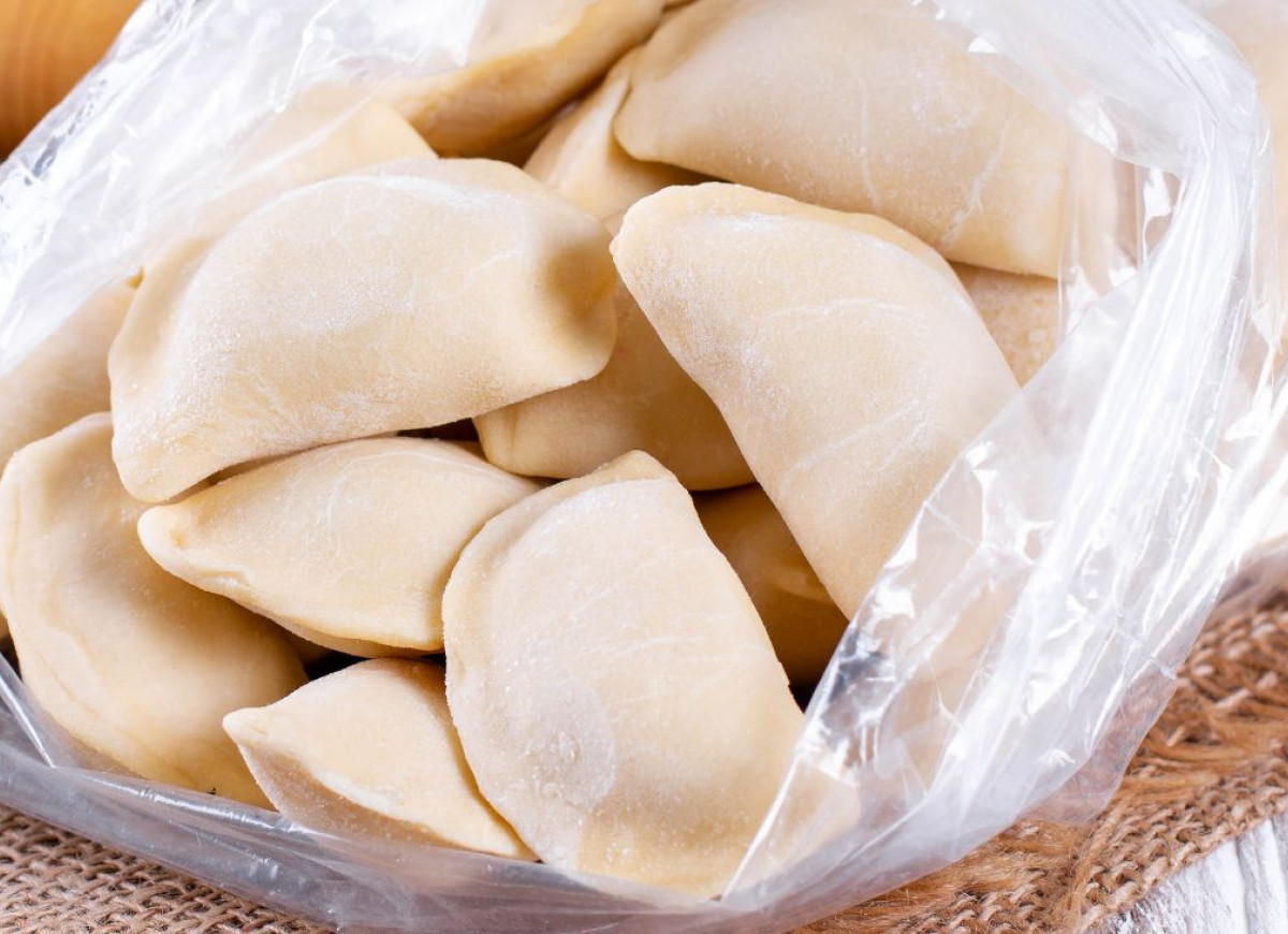 mrożone surowe pierogi