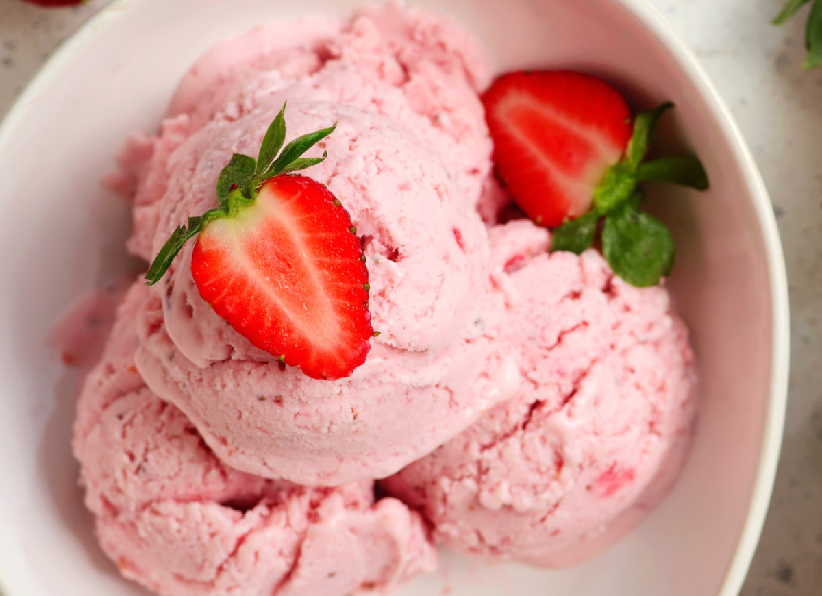 Lody truskawkowe