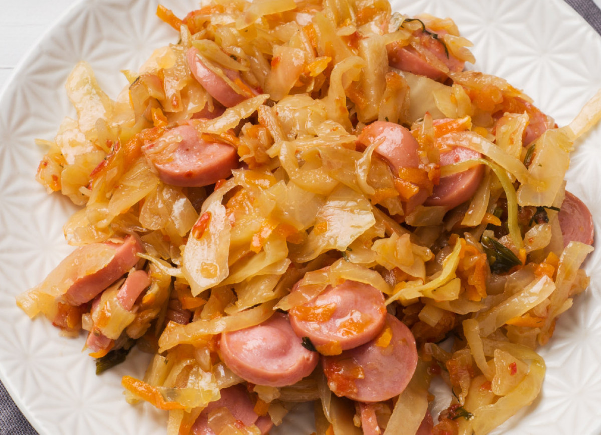 Bigos z młodej kapusty