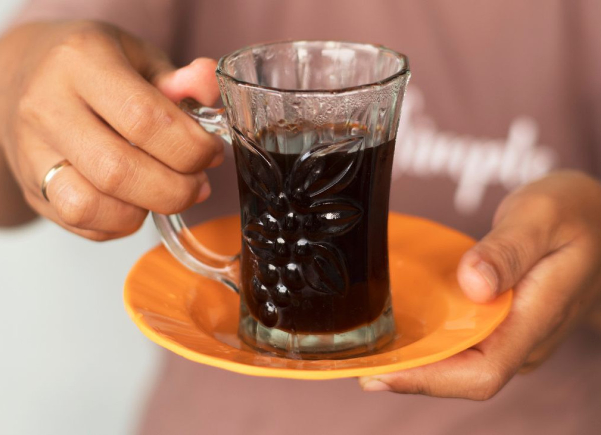 kawa z węglem - Kopi Joss