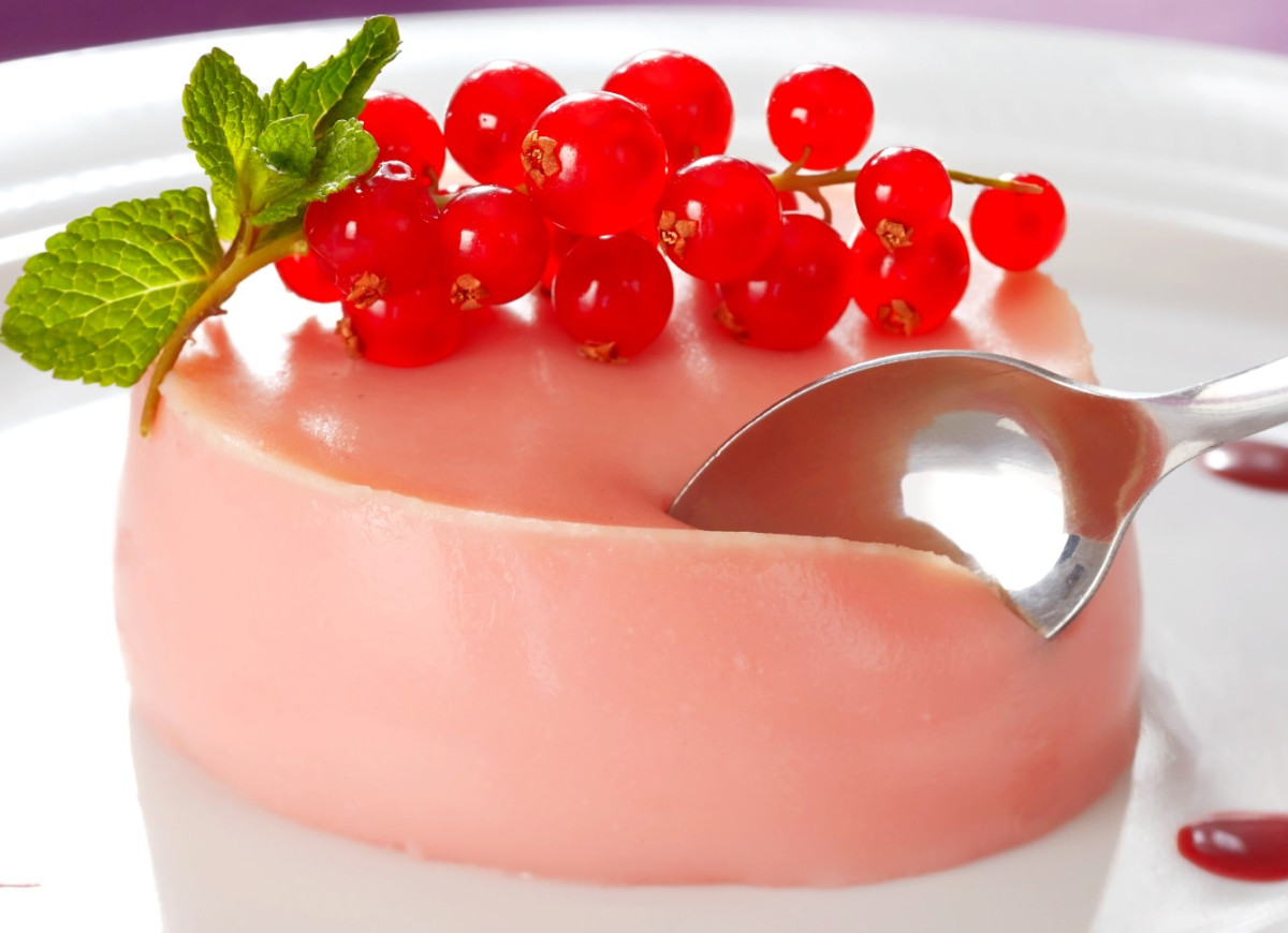 panna cotta porzeczkowa